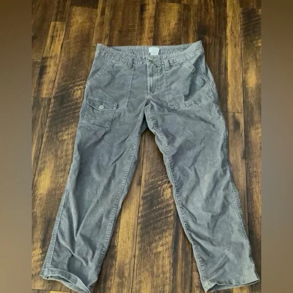 Color grey: Bought from levis: SELLING THIS ITEM BECAUSE I HAVE OUT GROWN THEM! - Picture 1 of 2